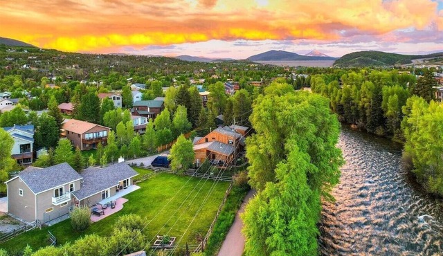 Private Home on the Blue River in Silverthorne in Silverthorne