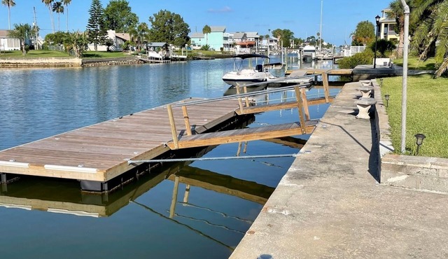 Private Home on Deep Salt Water Canal With Direct Gulf Access in Hernando Beach