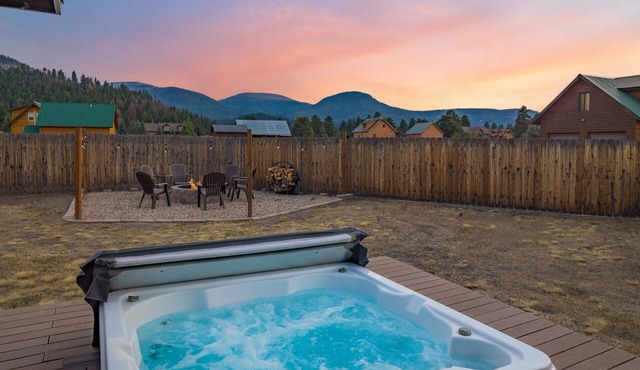 Private Hot Tub | Mountain Retreat | ATV's | Close to Wolf Creek Ski Area