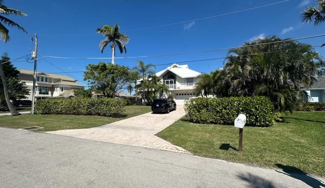 Private Waterfront home with pool and hot tub with large dock in Isle of Capri