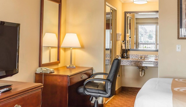 Quality Inn Calera I-65 exit 231 in Calera