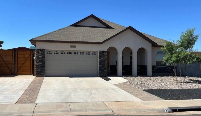Quiet, Cozy Three Bedroom Two Bath Home, Great Location