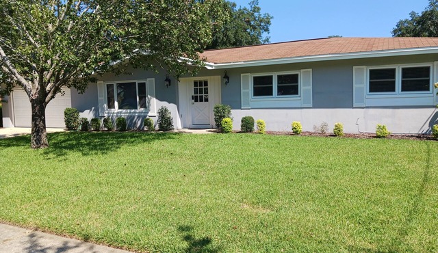 Relax by the sea! Three bedroom home with pool awaits you near Destin Beaches.