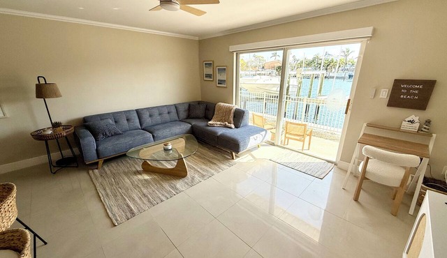 Relaxing Getaway Beach Condo in St. Pete Beach in St. Pete Beach