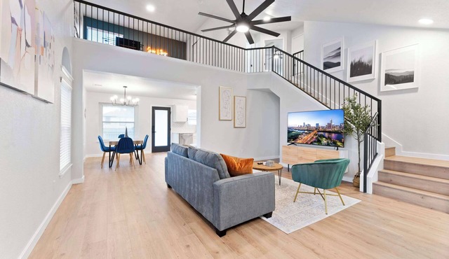Remote Work Friendly | King Beds | Fast WiFi | 3BR in Pflugerville
