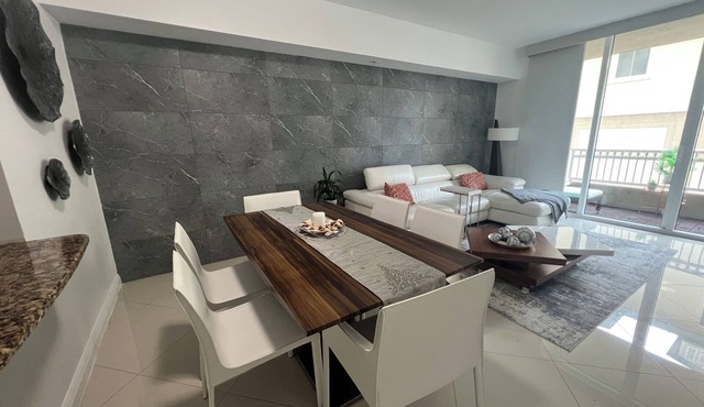 RESORT STILE APARTMENT in Boynton Beach