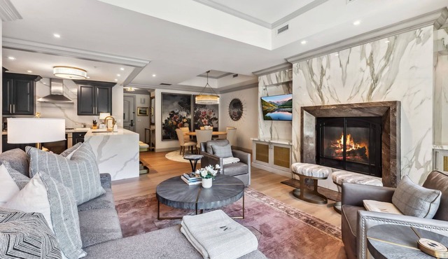 Ritz-Carlton Summer Condo by InvitedHome | Hike, Bike, Hot Tub, Golf, Shuttle