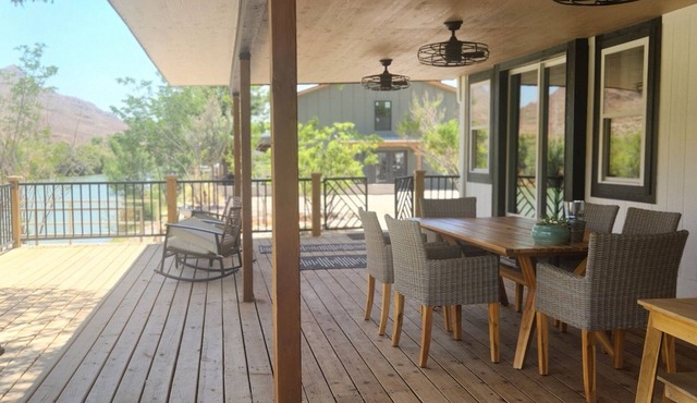 Riverside Retreat ~ Relaxing river and mountain views in Truth or Consequences