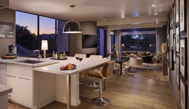 Sanctuary Camelback Mountain Resort and Spa in Paradise Valley