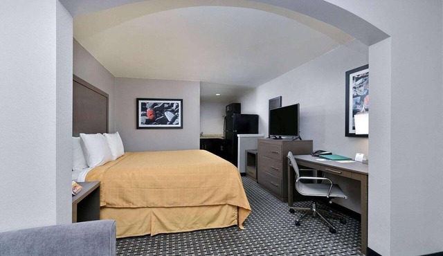 Scottish Inns & Suites in Cotulla