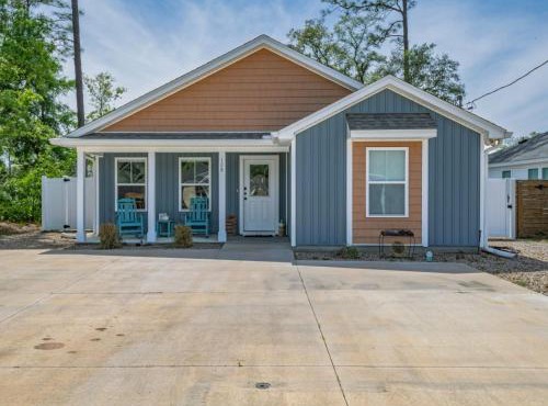 Seas the Day by BlueWater Realty Group