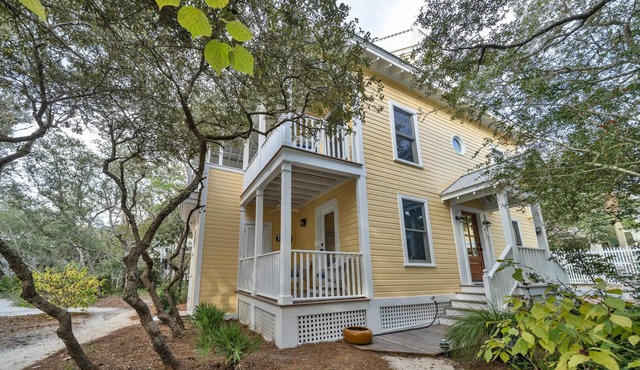 Seaside "Beach Haven" |2BR | Sleeps 6 | Tower with VIEW | 2 Bikes!