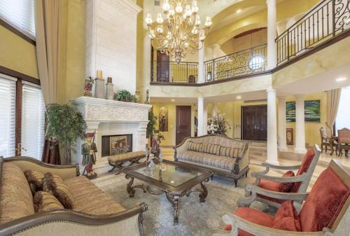 Serene 7000 SF Gated Luxury Waterfront Home
