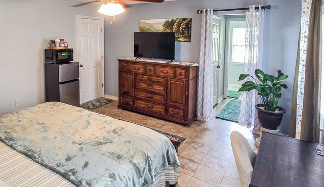 Shad Room in Sebring