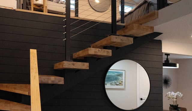 Shares Loft Luxury Apt - NEW!, Shares Loft Luxury Apt - NEW!