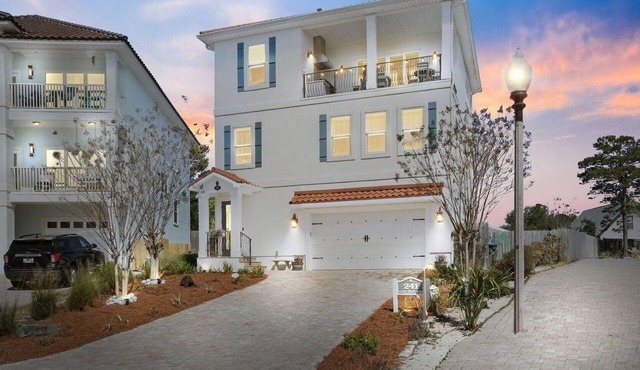 Shore Beats Work - Gulf Views, Pool, Elevator, Beach Access in Panama City Beach