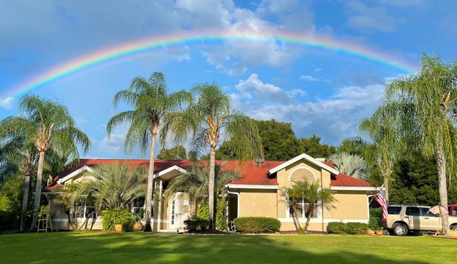 Spacious 4-bedroom house in beautiful Apopka close to Disney and parks with WiFi in Apopka