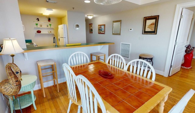Spacious, bayfront villa w. community pool + fantastic views! in Tybee Island