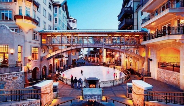 Spacious Luxury Suite | Rooftop Hot Tubs & Pool