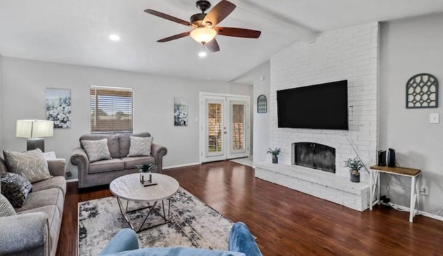 Spacious Updated Carrollton 3BR in Carrollton