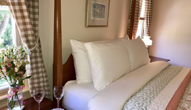 Spring Hill Inn in Storrs
