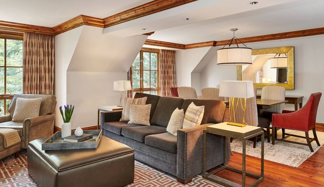 St Regis, Pet Friendly Luxury, meticulously maintained to St. Regis standards