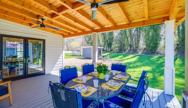 Stunning Damascus Vacation Rental w/Fire Pit! in Damascus