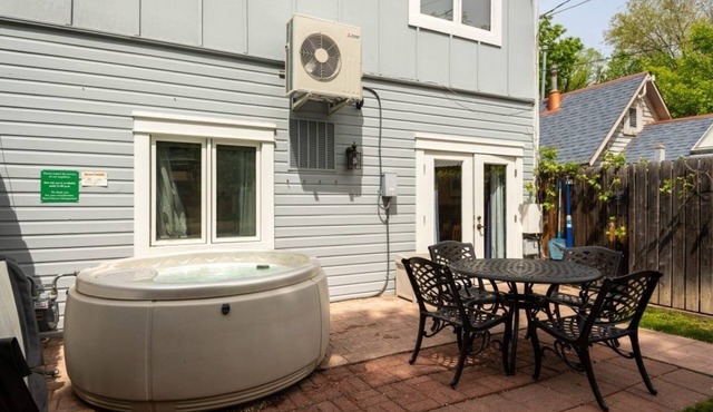 Stylish Downtown Stay Near Anderson Arts & Local Dining Spots