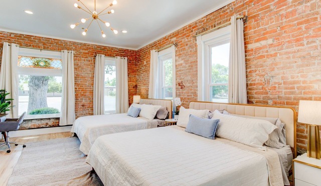 Suite 1 (Presidential Suite) | Historic Art City Inn