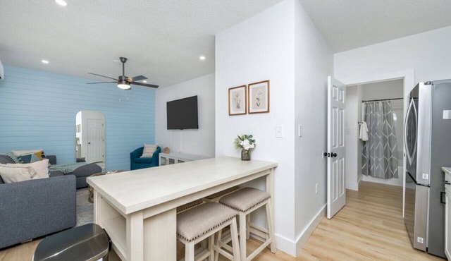 Sunny Haven #619: 1BR Townhome in Fort Walton