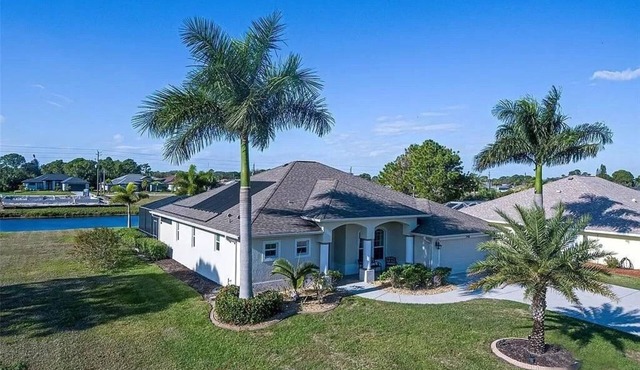 The Blue Sapphire Private Home
