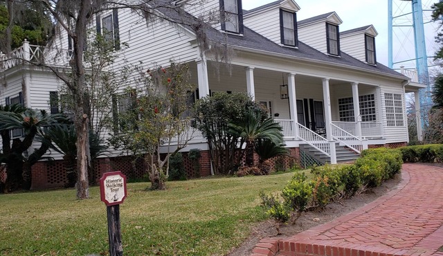 The Budd-Pafford House: The Rose Room