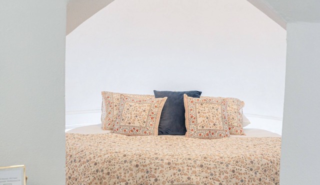 The Cocoa Room with Private Ensuite in Boutique B&B, The Parrish Grove Inn