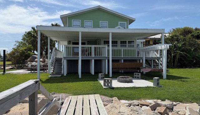 The Happy Beach House in San Leon