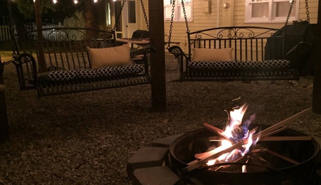 The Mountain House - An Oasis Right in Town!