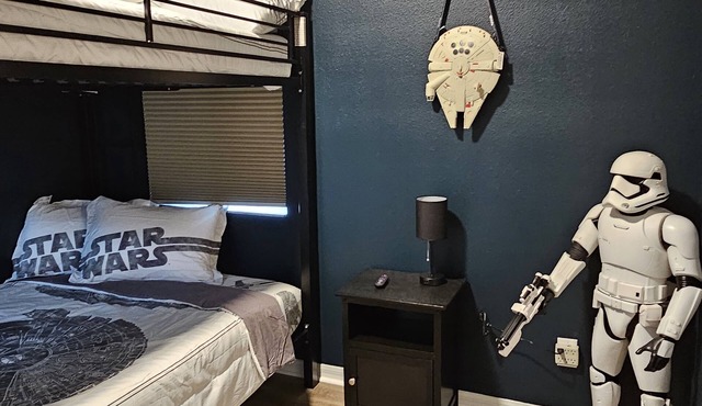 The Ohana Retreat - Cozy home near Disney Parks and Game room in Davenport