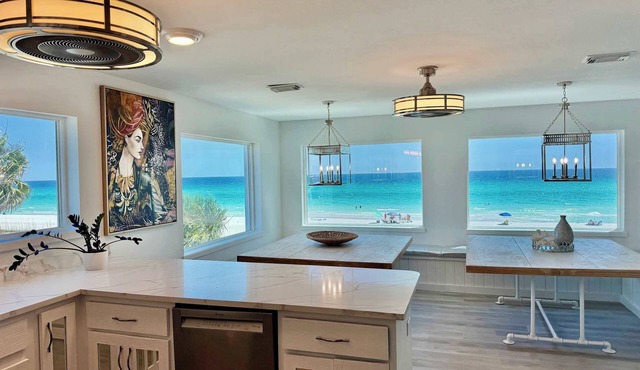 The Pearl of Panama I | 9BR | Elevator | Golf Cart in Panama City Beach