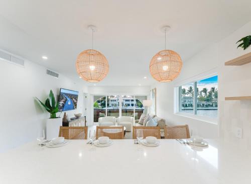 The Spanish River - 2BR Waterfront Boca in Boca Raton