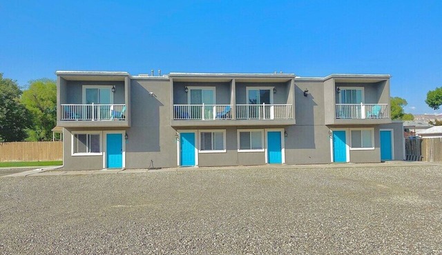 The Whole Enchilada w/4 townhomes, Hot Tub