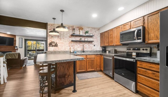 Timbernest 1A - Cozy & Convenient Mountain Condo in Brian Head