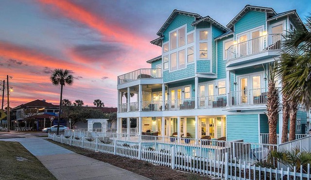 Turquoise by the Gulf by Five Star Properties