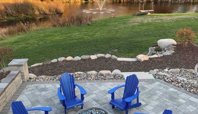 Updated 2BR-PoolTable-Theatre-Trails-HotTub-ERX in Elk River