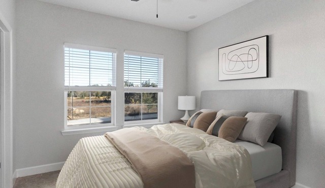 Vanguard 2BD 17 - Two Bedroom Apartment, Sleeps 4 in Gainesville
