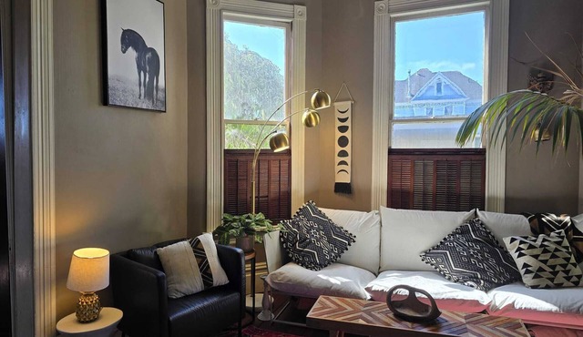 Victorian Charming 4-bedroom house with WiFi, AC in marvelous Eureka in Eureka