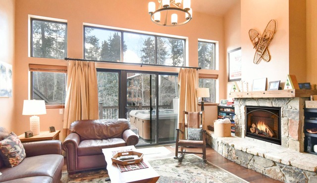 Village Point Buffalo Townhome Private Hot Tub Near Quick Silver Lift, In Breck