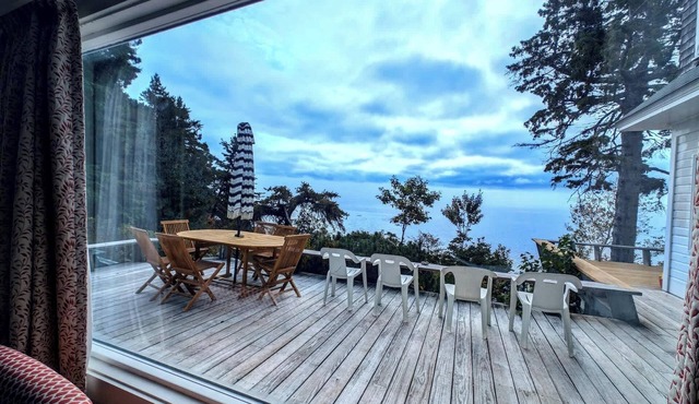 Waterfront Cottage w/Private Beach & Stunning Views in Hancock