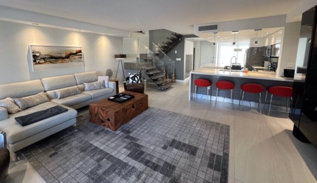 WATERFRONT MODERN 2 STORY CONDO SEASONAL RENTAL