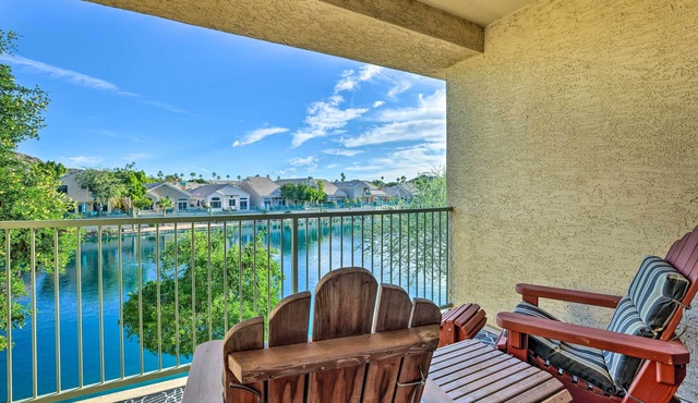Waterfront Phoenix Condo w/Lake & Mtn Views in Phoenix