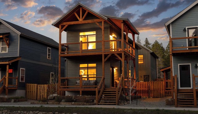 Westwoods 4BR Mountain Home | Sauna + Shuffleboard | Sleeps 8 | Pet OK