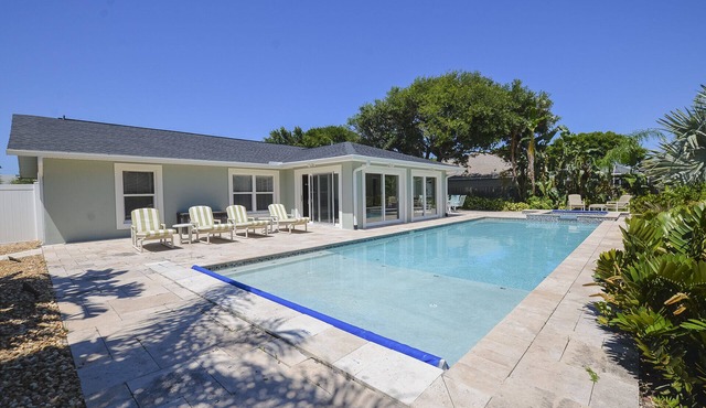 Whispering Palms - Beach-Side Pool Home in Ponce Inlet